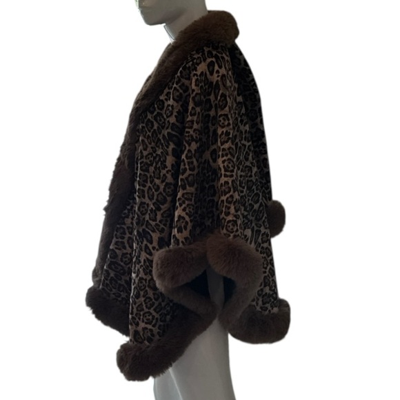 Leopard Faux Fox Fur Trim Cape or Wrap Size OS - Picture 5 of 12